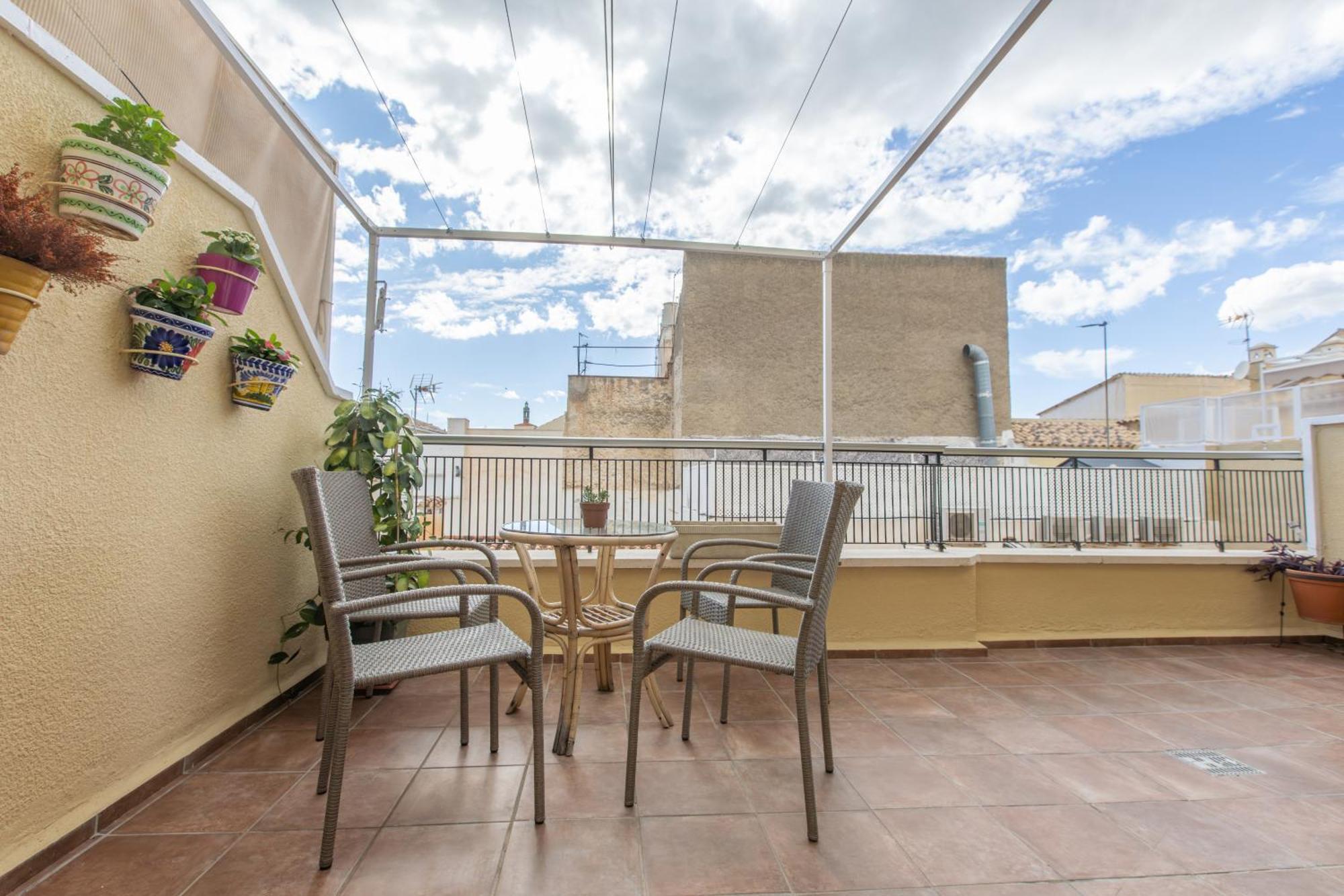 Homely San Juan De Letran Con Terraza Apartment Málaga