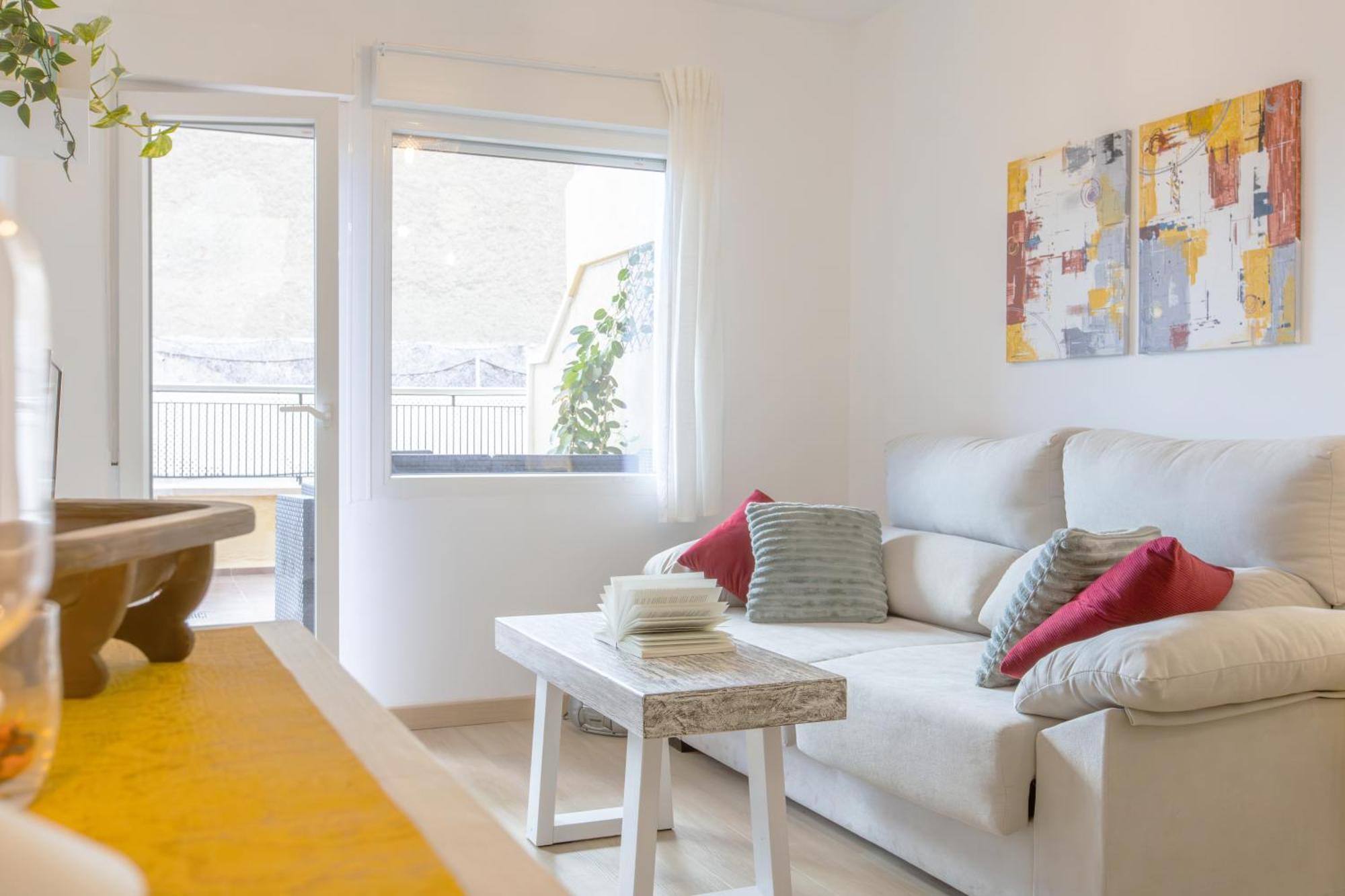 Homely San Juan De Letran Con Terraza Apartment *